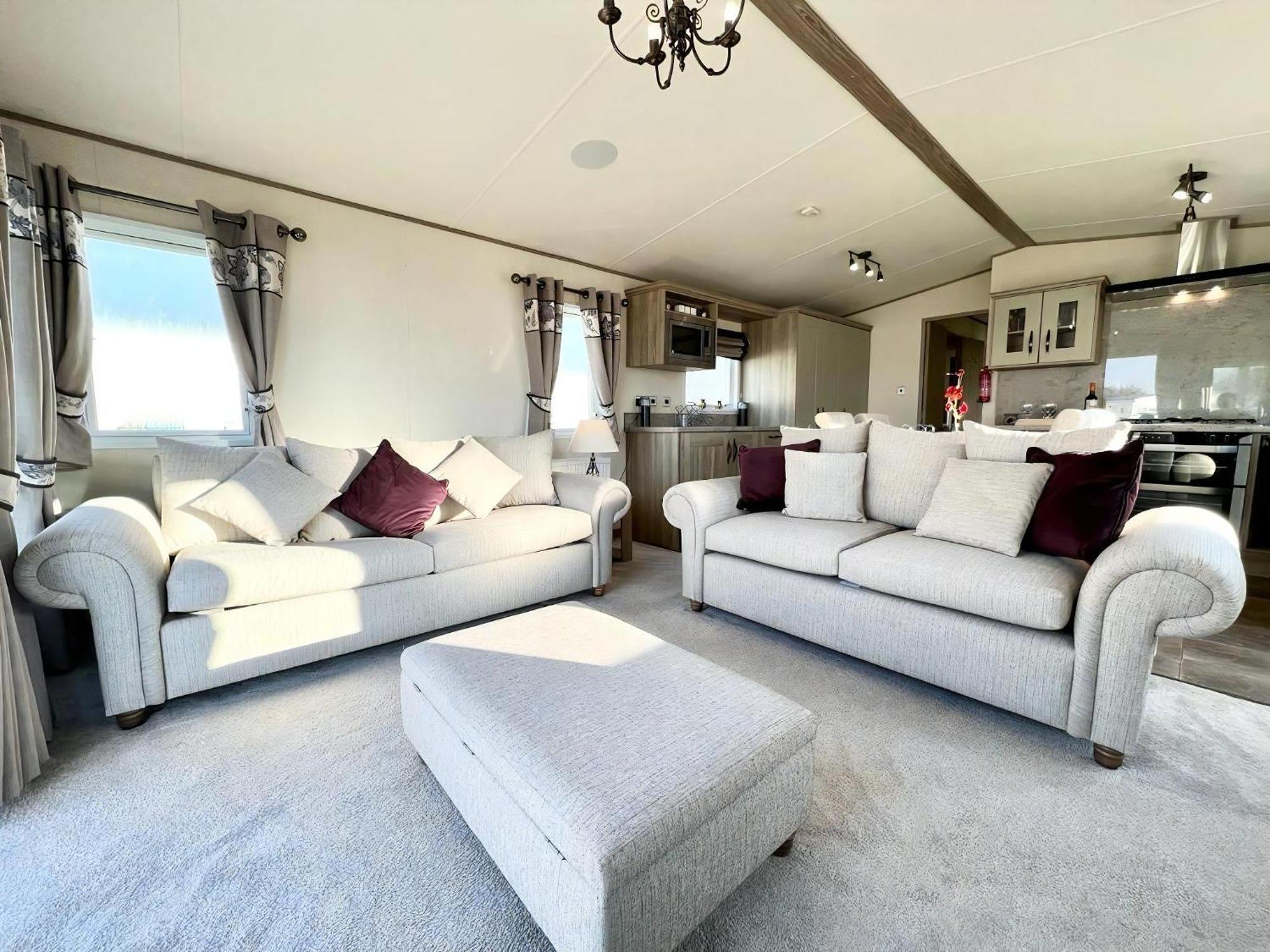 Stunning Caravan With Full Lake View At Southview Holiday Park Ref 33004Ml Skegness Exterior foto